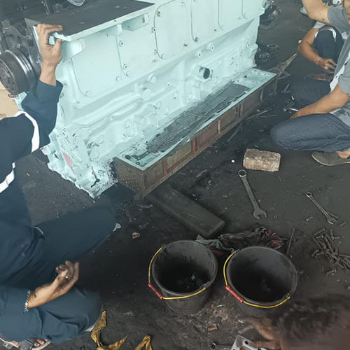 Perbaikan Mesin dan Generator Kapal (1) Perbaikan Mesin dan Generator Kapal (1)