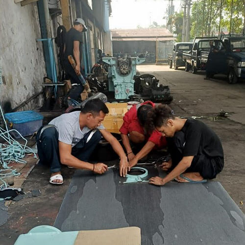 Perbaikan Mesin dan Generator Kapal (4) Perbaikan Mesin dan Generator Kapal (4)