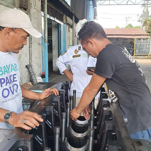 Perbaikan Mesin dan Generator Kapal (7) Perbaikan Mesin dan Generator Kapal (7)