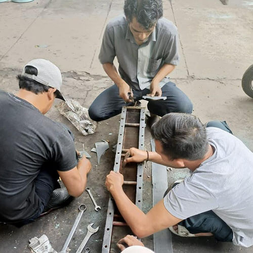 Perbaikan Mesin dan Generator Kapal (9) Perbaikan Mesin dan Generator Kapal (9)